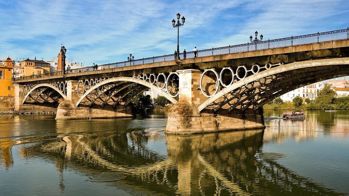 Apartamento En La Mejor Zona De Triana, Junto Al Puente 塞维利亚 外观 照片